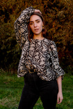 Load image into Gallery viewer, Rohiny Painter's Blouse