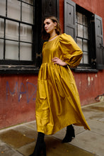 Load image into Gallery viewer, Dilpreet Dress