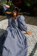 Load image into Gallery viewer, The Simone