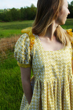 Load image into Gallery viewer, The Colette