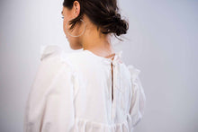 Load image into Gallery viewer, The Manon