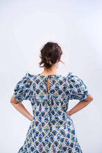 Load image into Gallery viewer, The Manon